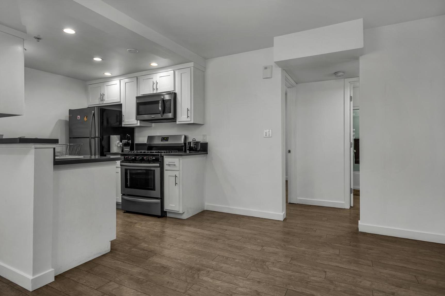 Appartement Stylish One-bedroom Retreat With Ac & Free Parking In The Heart Of Hollywood Los Angeles
