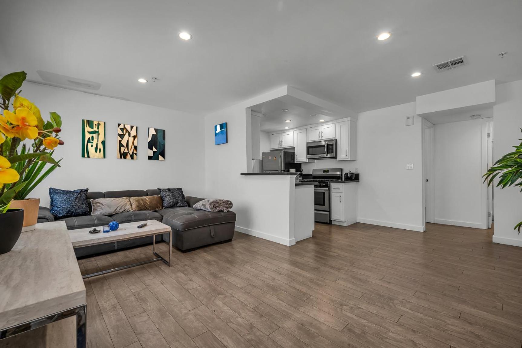 Appartement Stylish One-bedroom Retreat With Ac & Free Parking In The Heart Of Hollywood Los Angeles